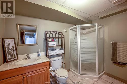 1932 Hebert Street, Tecumseh, ON - Indoor Photo Showing Bathroom