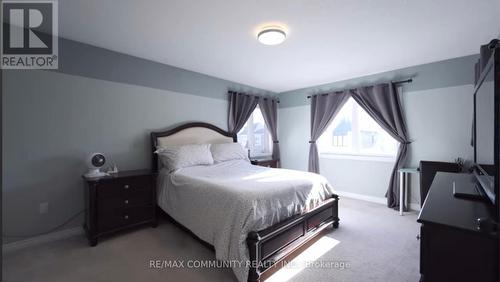 63 Buxton Lane, Clarington, ON - Indoor Photo Showing Bedroom