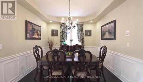 63 Buxton Lane, Clarington, ON - Indoor Photo Showing Dining Room