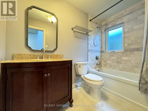 9 Doddington Drive, Toronto, ON - Indoor Photo Showing Bathroom