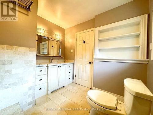 9 Doddington Drive, Toronto, ON - Indoor Photo Showing Bathroom