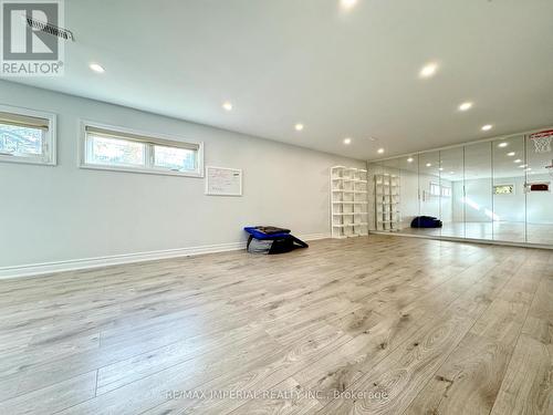 9 Doddington Drive, Toronto, ON - Indoor