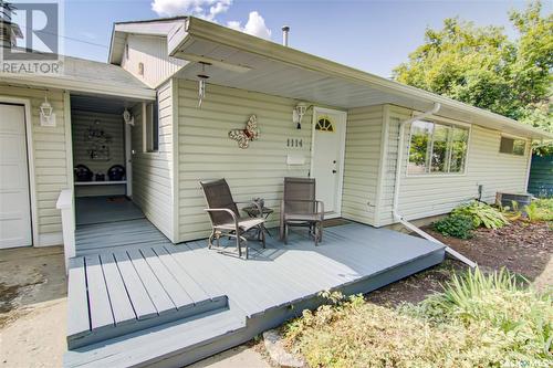 1114 13Th Avenue Nw, Moose Jaw, SK - Outdoor With Exterior