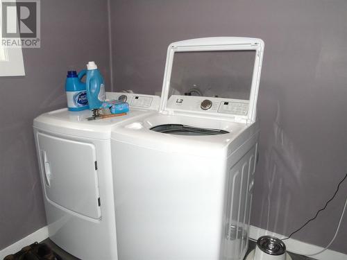 21 Fourth Street, Bell Island, NL - Indoor Photo Showing Laundry Room