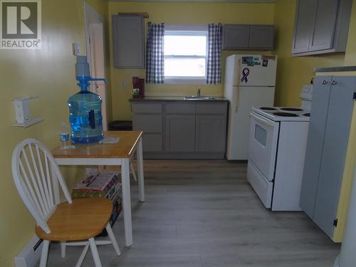 21 Fourth Street, Bell Island, NL - Indoor Photo Showing Kitchen