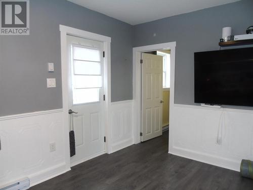 21 Fourth Street, Bell Island, NL - Indoor Photo Showing Other Room