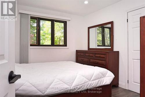 357 Britannia Road, Huntsville, ON - Indoor Photo Showing Bedroom