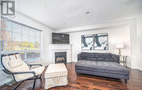 33 Latchford Way, Whitby (Pringle Creek), ON - Indoor Photo Showing Living Room With Fireplace