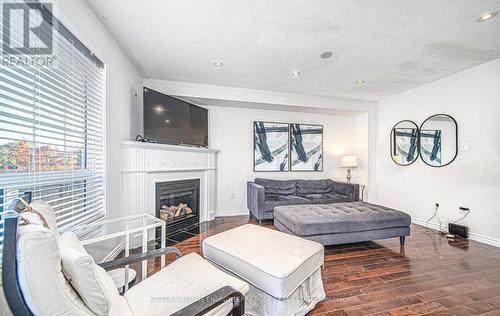 33 Latchford Way, Whitby (Pringle Creek), ON - Indoor Photo Showing Living Room With Fireplace