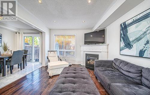 33 Latchford Way, Whitby (Pringle Creek), ON - Indoor Photo Showing Living Room With Fireplace