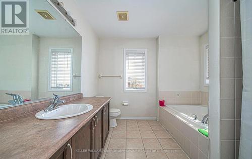 33 Latchford Way, Whitby (Pringle Creek), ON - Indoor Photo Showing Bathroom