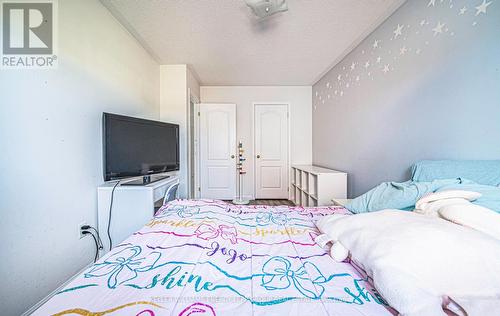 33 Latchford Way, Whitby (Pringle Creek), ON - Indoor Photo Showing Bedroom