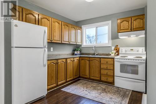 10 Prospero Place, St. John'S, NL - Indoor Photo Showing Kitchen