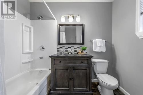 10 Prospero Place, St. John'S, NL - Indoor Photo Showing Bathroom