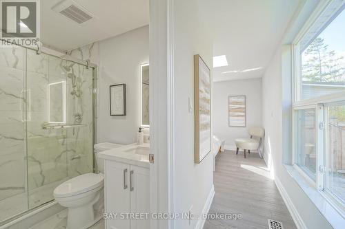 36 Pebblehill Square, Toronto, ON - Indoor Photo Showing Bathroom