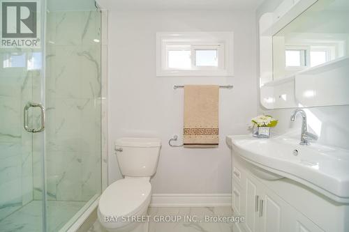 36 Pebblehill Square, Toronto, ON - Indoor Photo Showing Bathroom