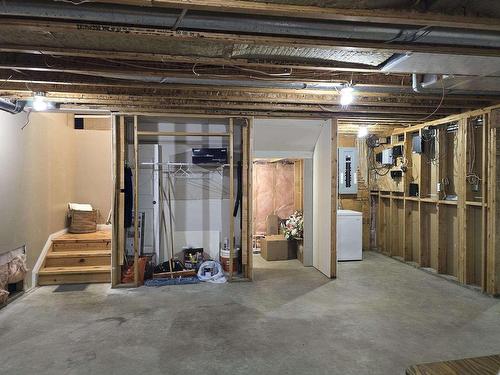 1463 Mountain Road, Thunder Bay, ON - Indoor Photo Showing Basement