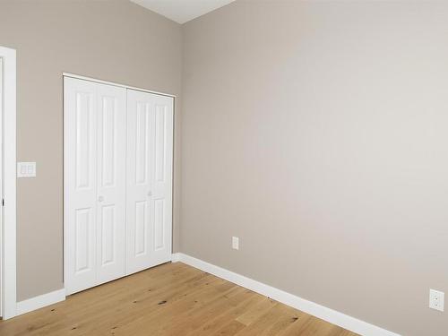 214 200 Oasis Lane N, Thunder Bay, ON - Indoor Photo Showing Other Room