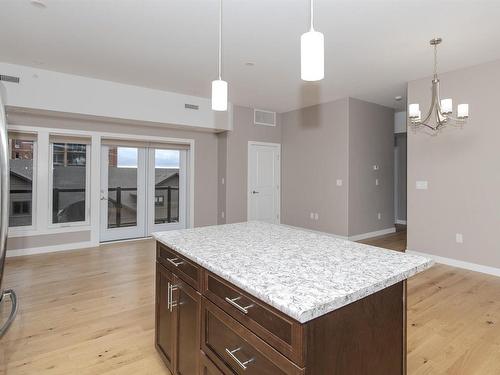 214 200 Oasis Lane N, Thunder Bay, ON - Indoor Photo Showing Kitchen