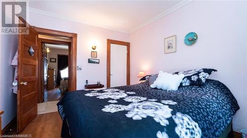 967 4Th Avenue W, Owen Sound, ON - Indoor Photo Showing Bedroom