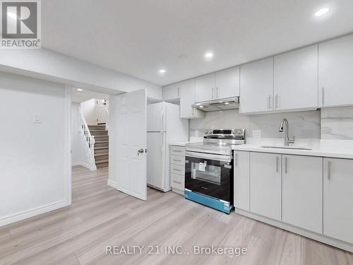 40 Greenock Avenue, Toronto, ON - Indoor Photo Showing Kitchen