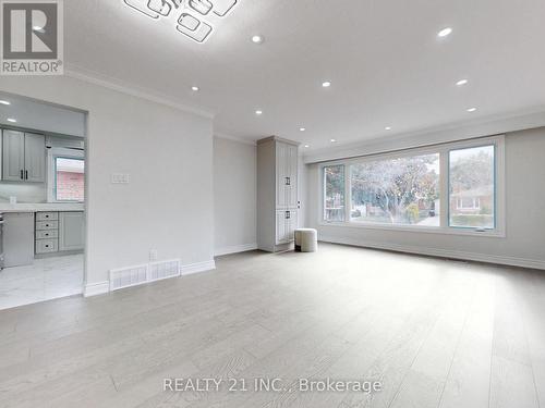 40 Greenock Avenue, Toronto, ON - Indoor