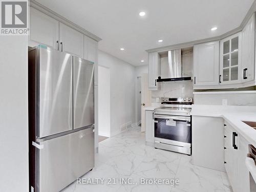 40 Greenock Avenue, Toronto, ON - Indoor Photo Showing Kitchen