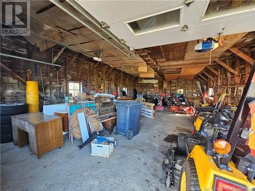 375 Ch 1 Ier Rang, Dsl De Drummond/Dsl Of Drummond, NB - Indoor Photo Showing Garage