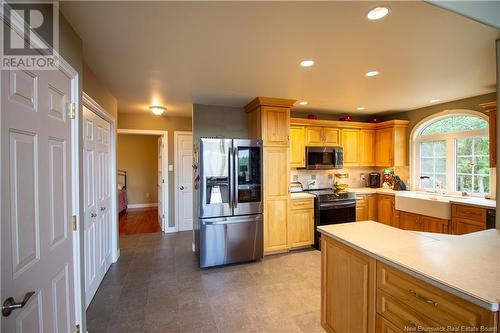 63 Kenneth Drive, Quispamsis, NB - Indoor Photo Showing Kitchen