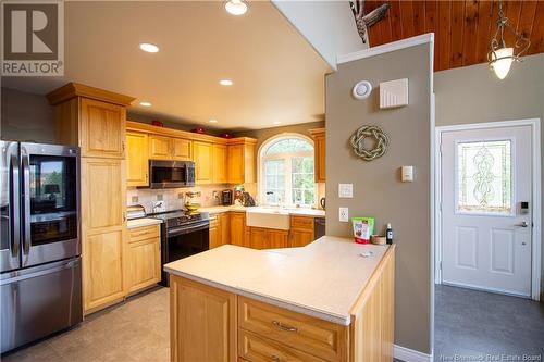 63 Kenneth Drive, Quispamsis, NB - Indoor Photo Showing Kitchen