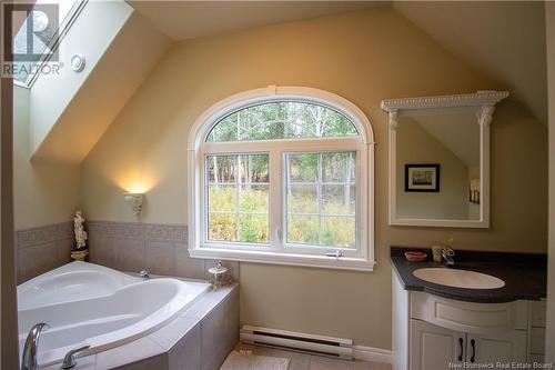 63 Kenneth Drive, Quispamsis, NB - Indoor Photo Showing Bathroom