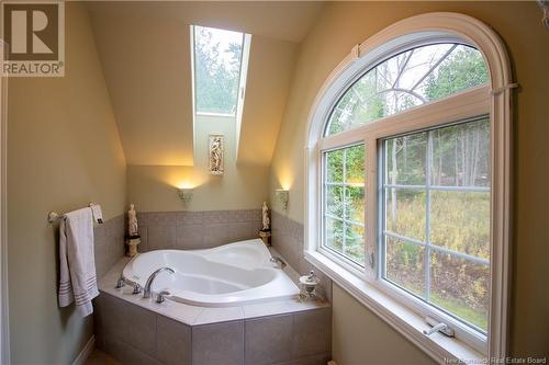 63 Kenneth Drive, Quispamsis, NB - Indoor Photo Showing Bathroom