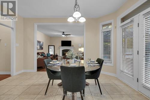 296 Whisker Street, London, ON - Indoor Photo Showing Dining Room