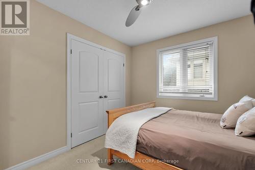 296 Whisker Street, London, ON - Indoor Photo Showing Bedroom