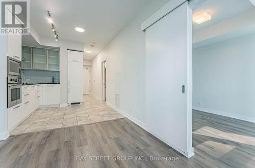 3809 - 14 York Street, Toronto, ON - Indoor