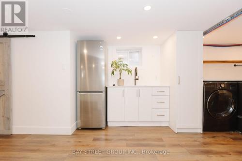 111 Frankdale Avenue E, Toronto, ON - Indoor Photo Showing Laundry Room