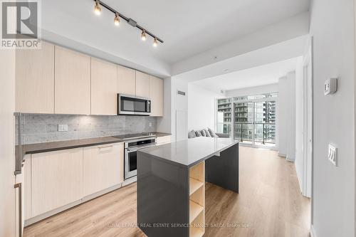 2509 - 38 Iannuzzi Street, Toronto, ON - Indoor Photo Showing Kitchen