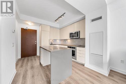 2509 - 38 Iannuzzi Street, Toronto, ON - Indoor Photo Showing Kitchen With Upgraded Kitchen