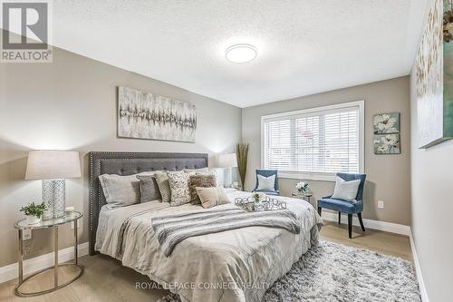 14 Candlebrook Drive, Whitby, ON - Indoor Photo Showing Bedroom