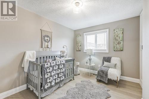 14 Candlebrook Drive, Whitby, ON - Indoor Photo Showing Bedroom