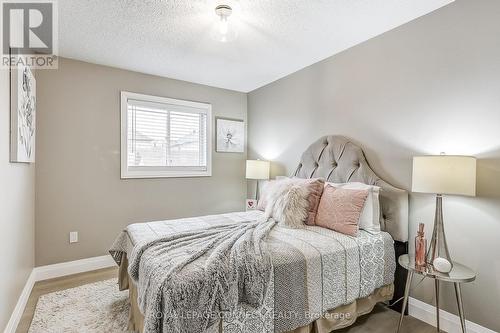 14 Candlebrook Drive, Whitby, ON - Indoor Photo Showing Bedroom