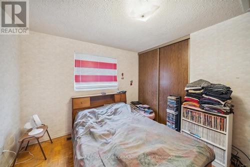 185 Lisa Crescent, Vaughan, ON - Indoor Photo Showing Bedroom