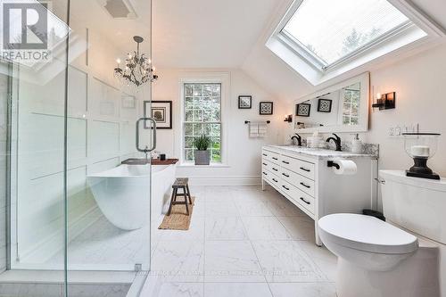 499 Carlisle Road, Hamilton, ON - Indoor Photo Showing Bathroom