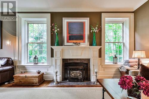 499 Carlisle Road, Hamilton, ON - Indoor Photo Showing Living Room With Fireplace