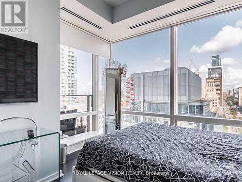 2105 - 180 University Avenue, Toronto, ON - Indoor Photo Showing Bedroom