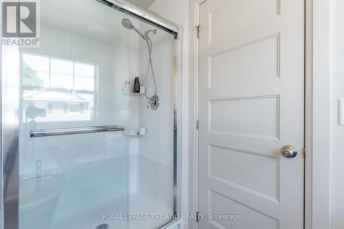 69 - 1040 Coronation Drive, London, ON - Indoor Photo Showing Bathroom