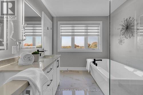 628 Capilano Crescent, Oshawa (Donevan), ON - Indoor Photo Showing Bathroom