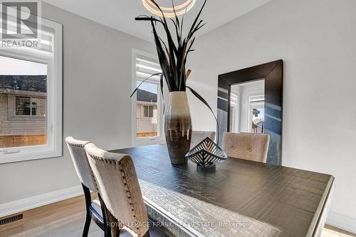 628 Capilano Crescent, Oshawa (Donevan), ON - Indoor Photo Showing Dining Room