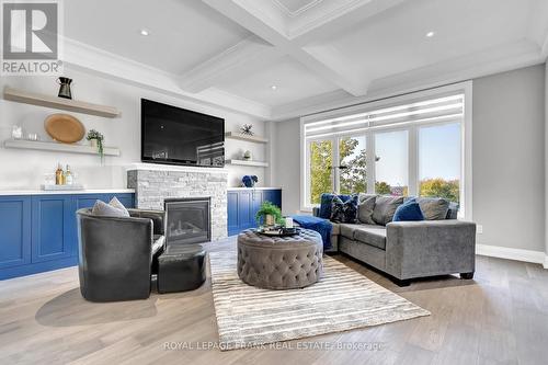 628 Capilano Crescent, Oshawa (Donevan), ON - Indoor Photo Showing Living Room With Fireplace