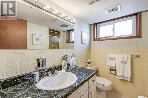 3 Aragon Avenue, Toronto, ON - Indoor Photo Showing Bathroom